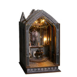 Book Nook Gothic Heiligtum