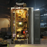 Book Nook Militärbasis