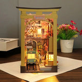 Book Nook Japan